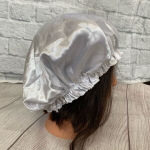 Women’s satin night cap w/elastic band white one size